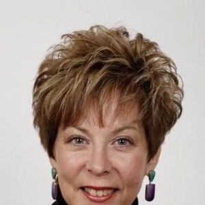 Meet your Posher, Jolan